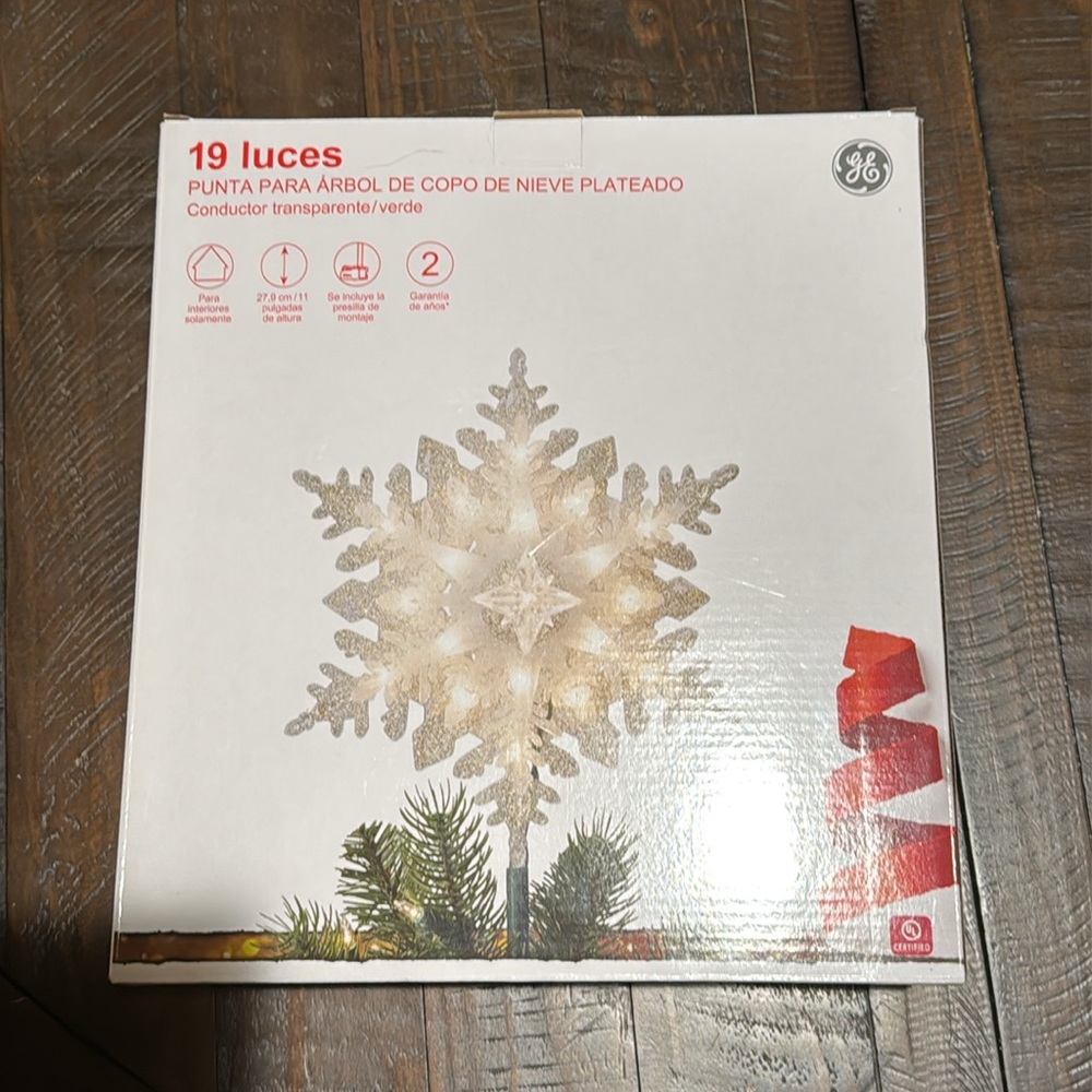 GE Silver Snowflake Tree Topper - Picture 2 of 5